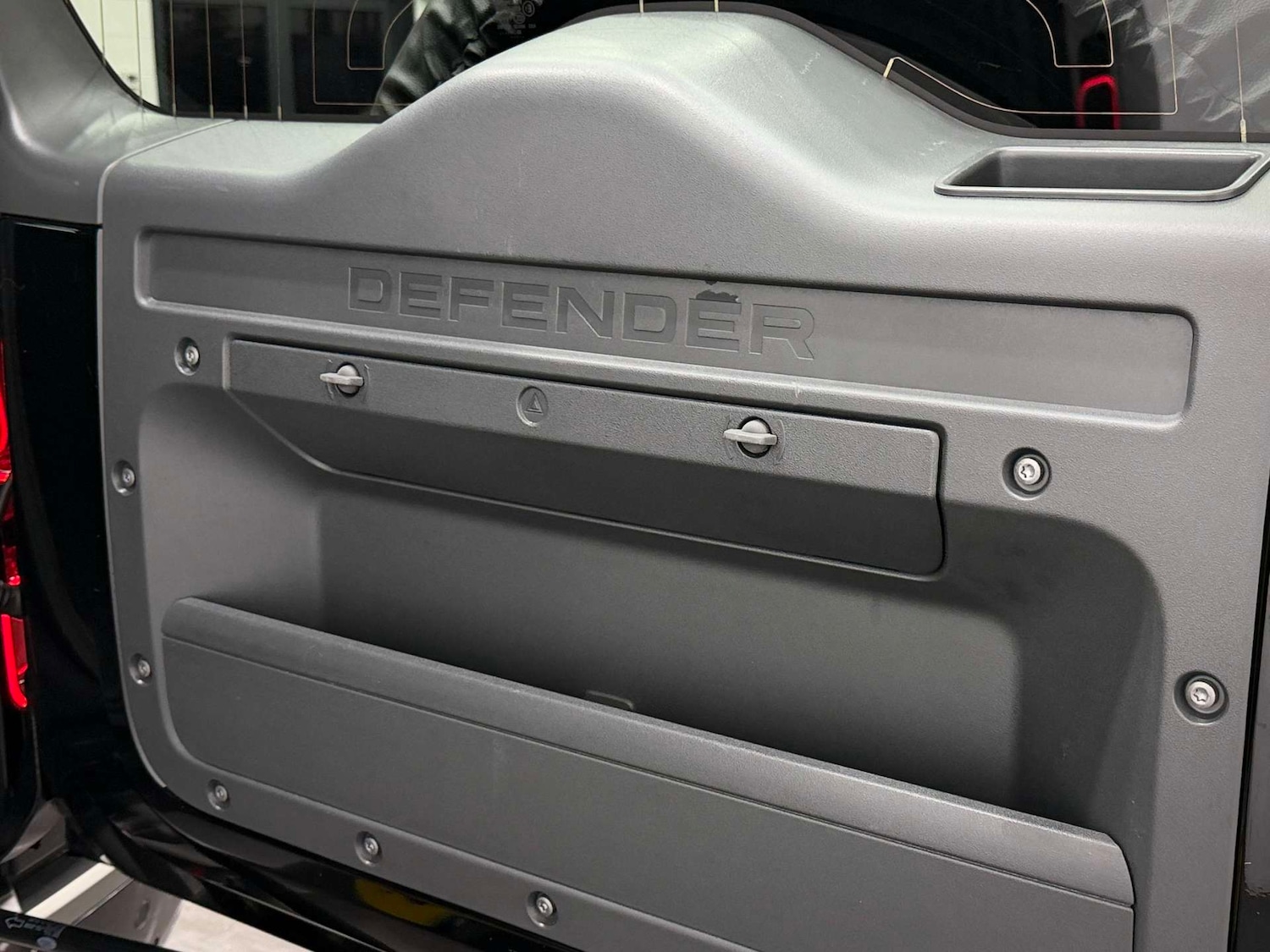 Used Land Rover Defender 2022 for sale - 77833881: Photo 27