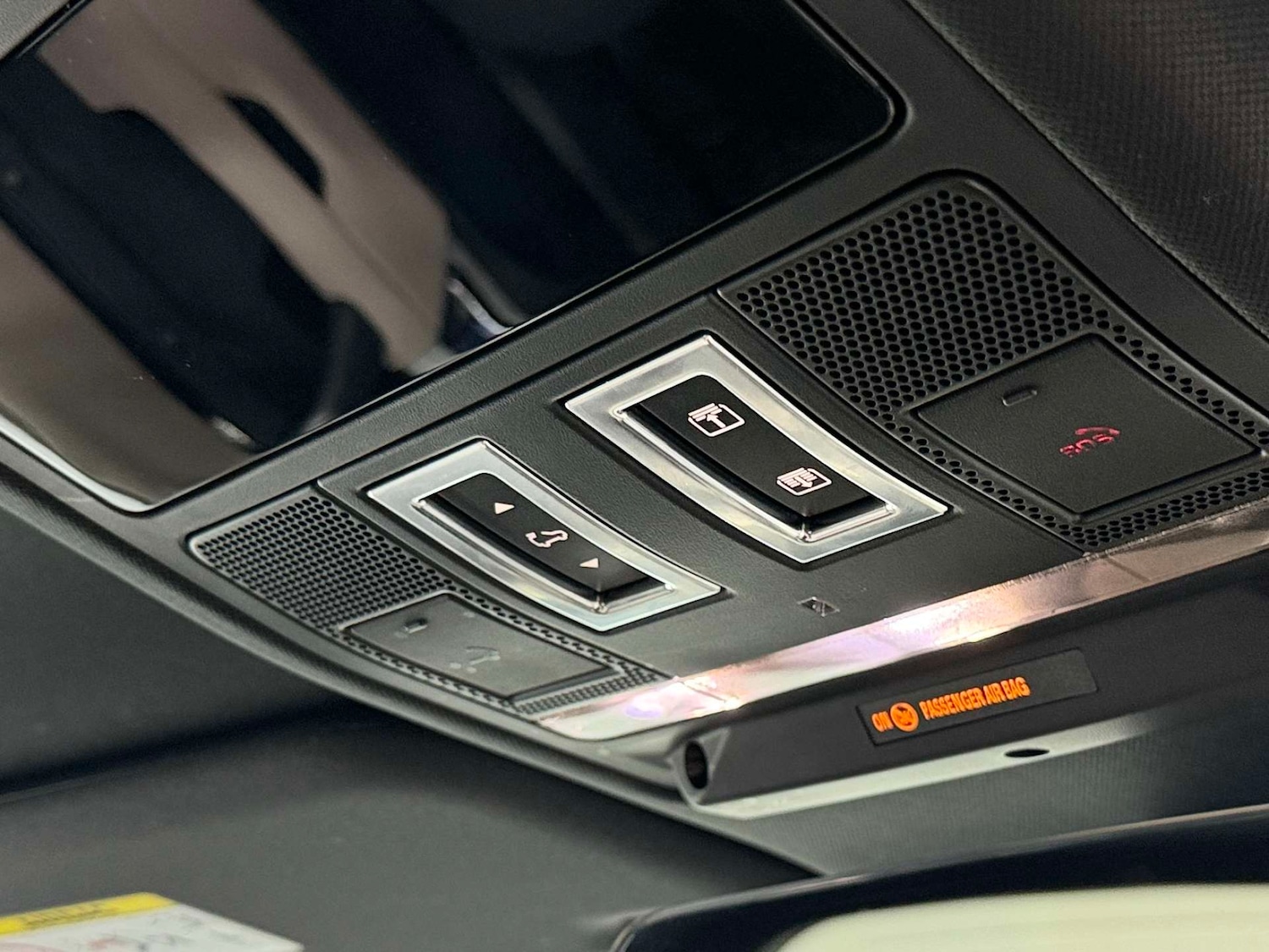 Used Land Rover Defender 2022 for sale - 77833881: Photo 28