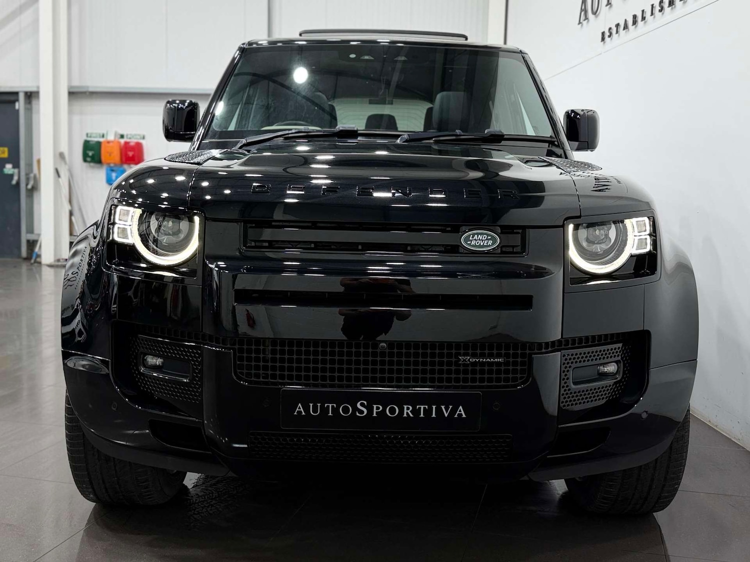 Used Land Rover Defender 2022 for sale - 77833881: Photo 8