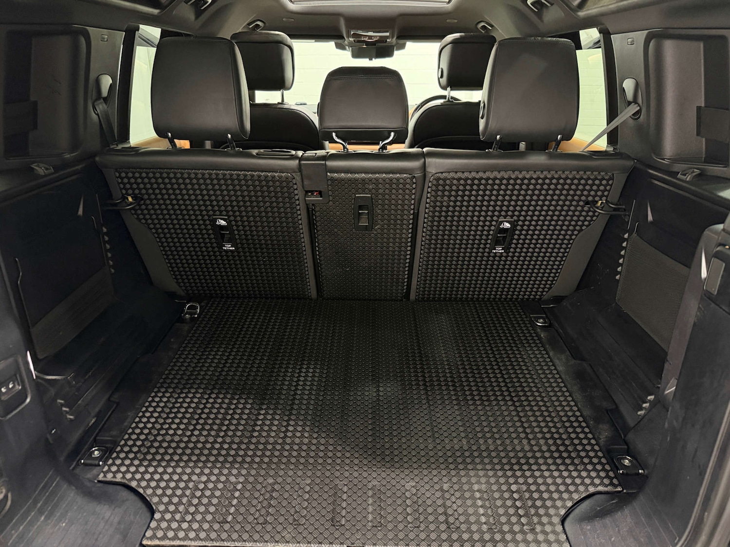 Used Land Rover Defender 2023 for sale - 77833920: Photo 30