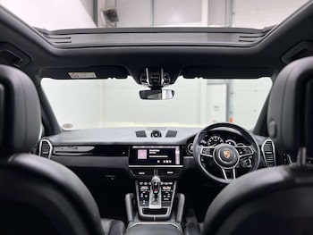 Used Porsche Cayenne 2021 for sale - 74938470: Photo