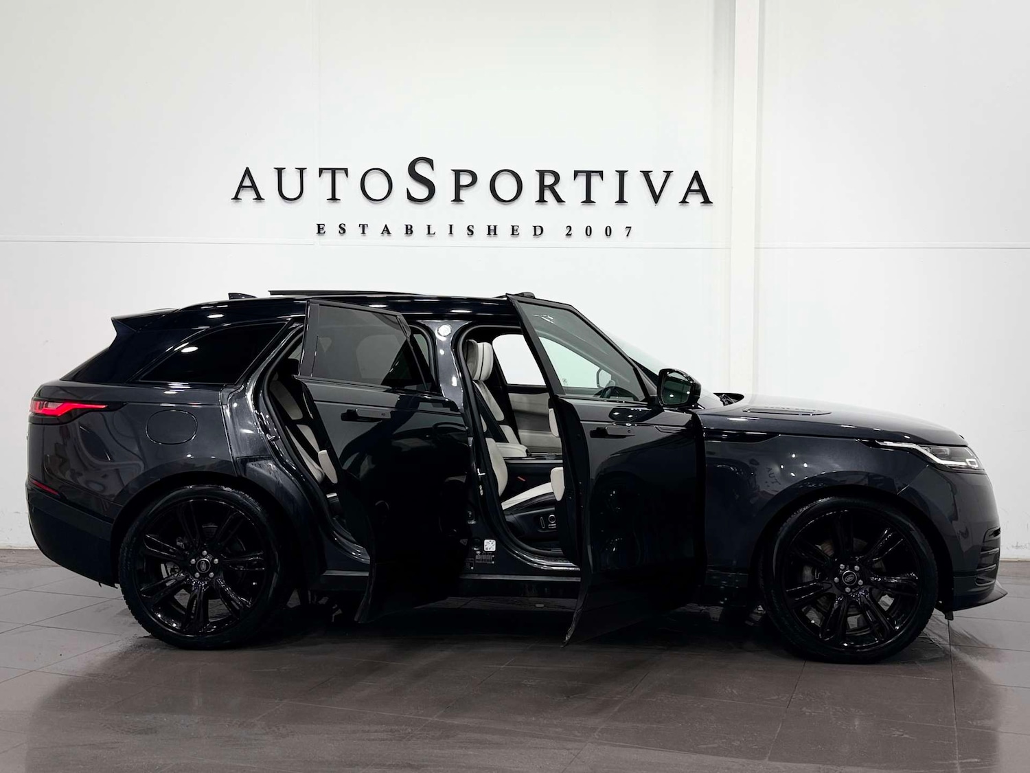 Used Land Rover Range Rover Velar 2022 for sale - 77833959: Photo 15