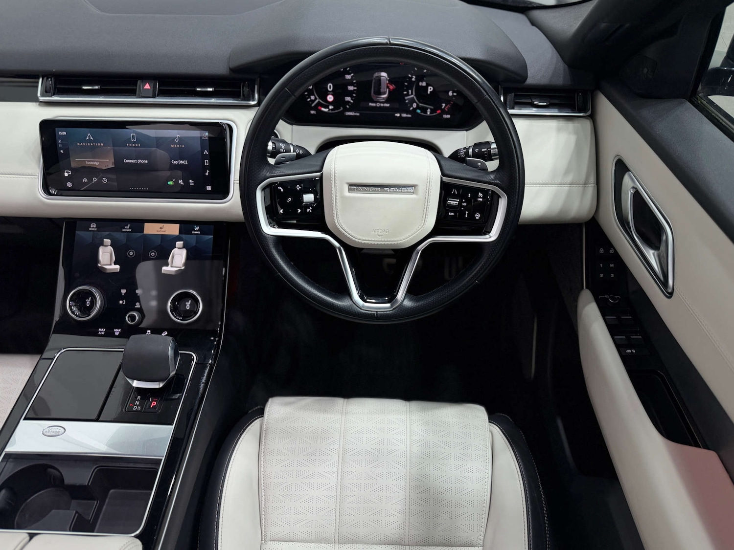 Used Land Rover Range Rover Velar 2022 for sale - 77833959: Photo 23