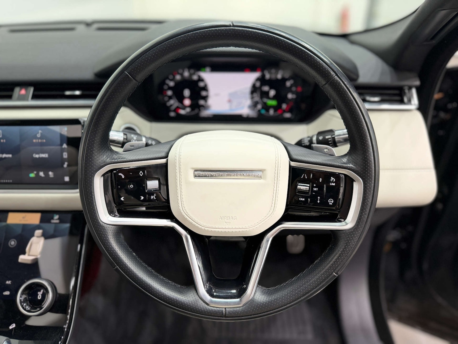 Used Land Rover Range Rover Velar 2022 for sale - 77833959: Photo 24