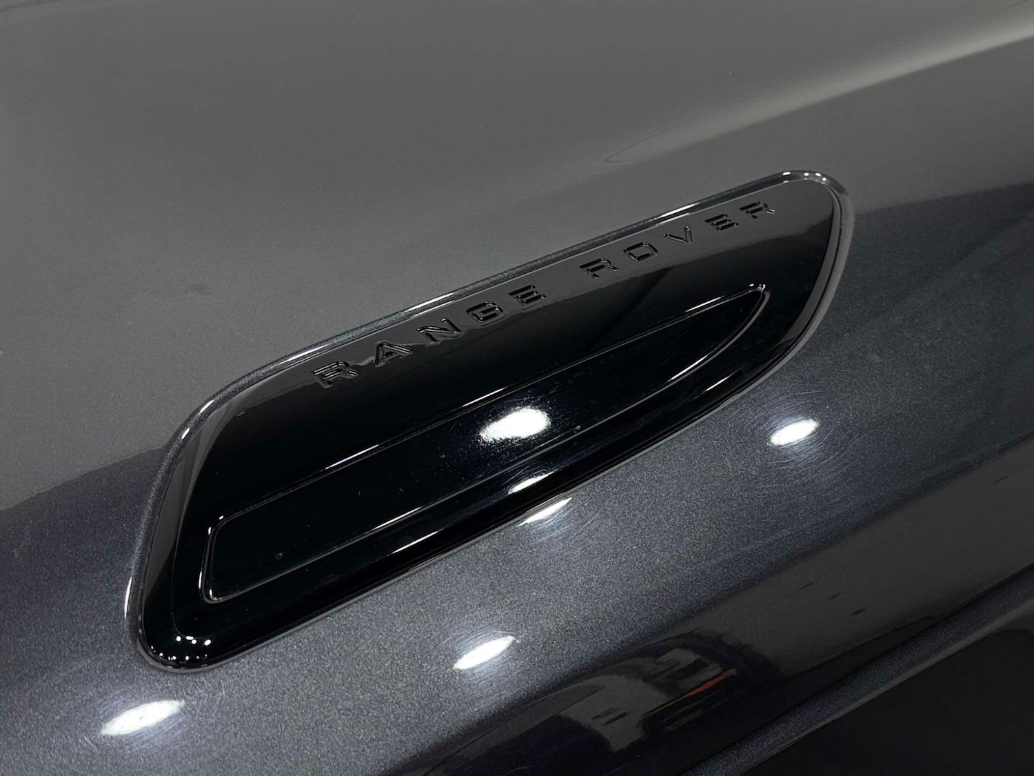 Used Land Rover Range Rover Velar 2022 for sale - 77833959: Photo 32