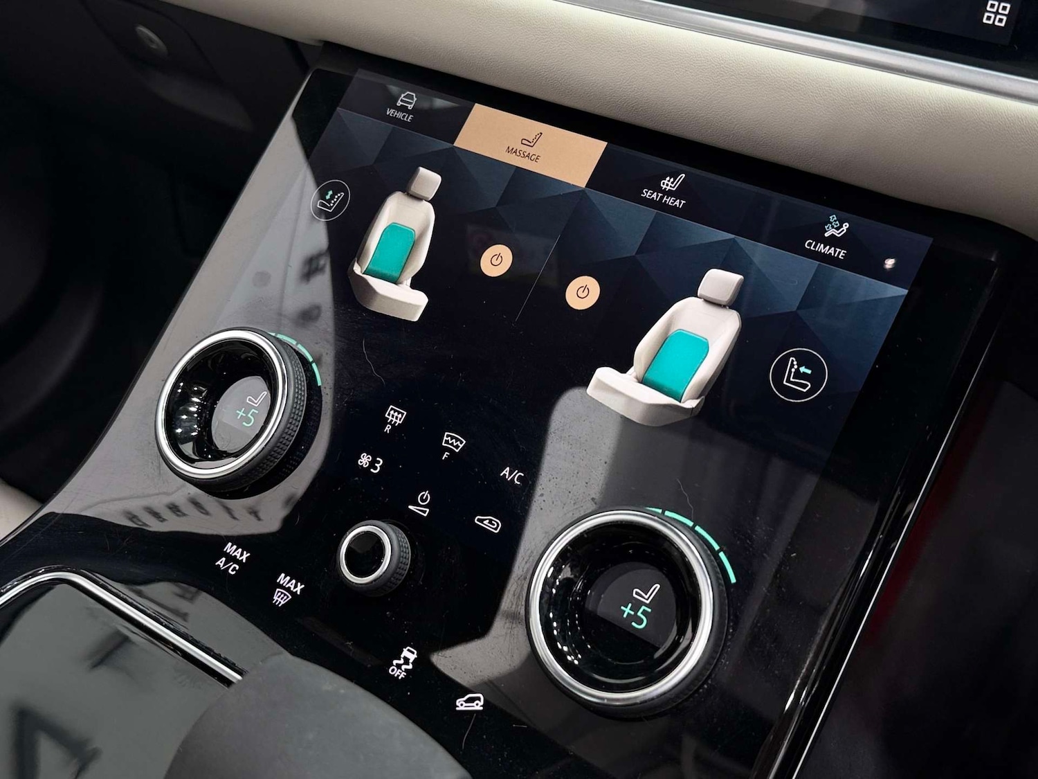 Used Land Rover Range Rover Velar 2022 for sale - 77833959: Photo 51