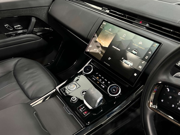 Used Land Rover Range Rover Sport 2023 for sale - 76068168: Photo 43