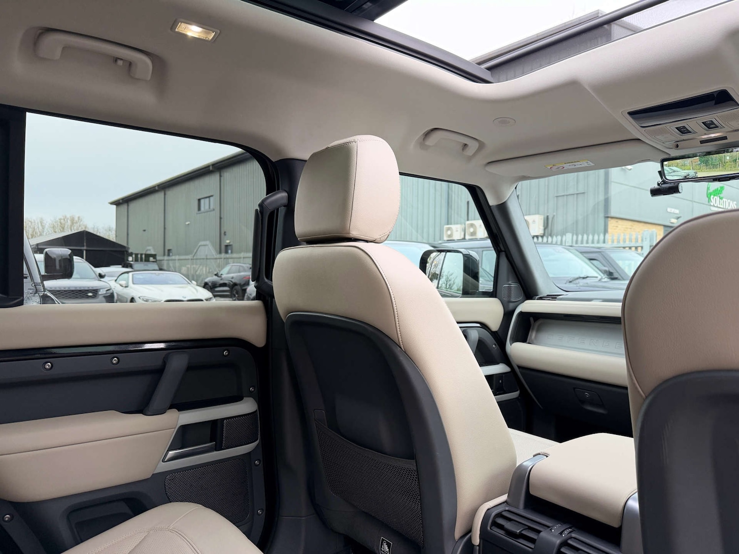 Used Land Rover Defender 2024 for sale - 77877352: Photo 16