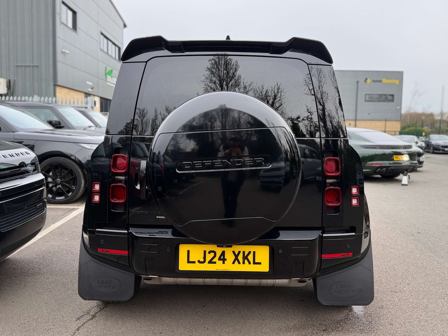 Used Land Rover Defender 2024 for sale - 77877352: Photo 9