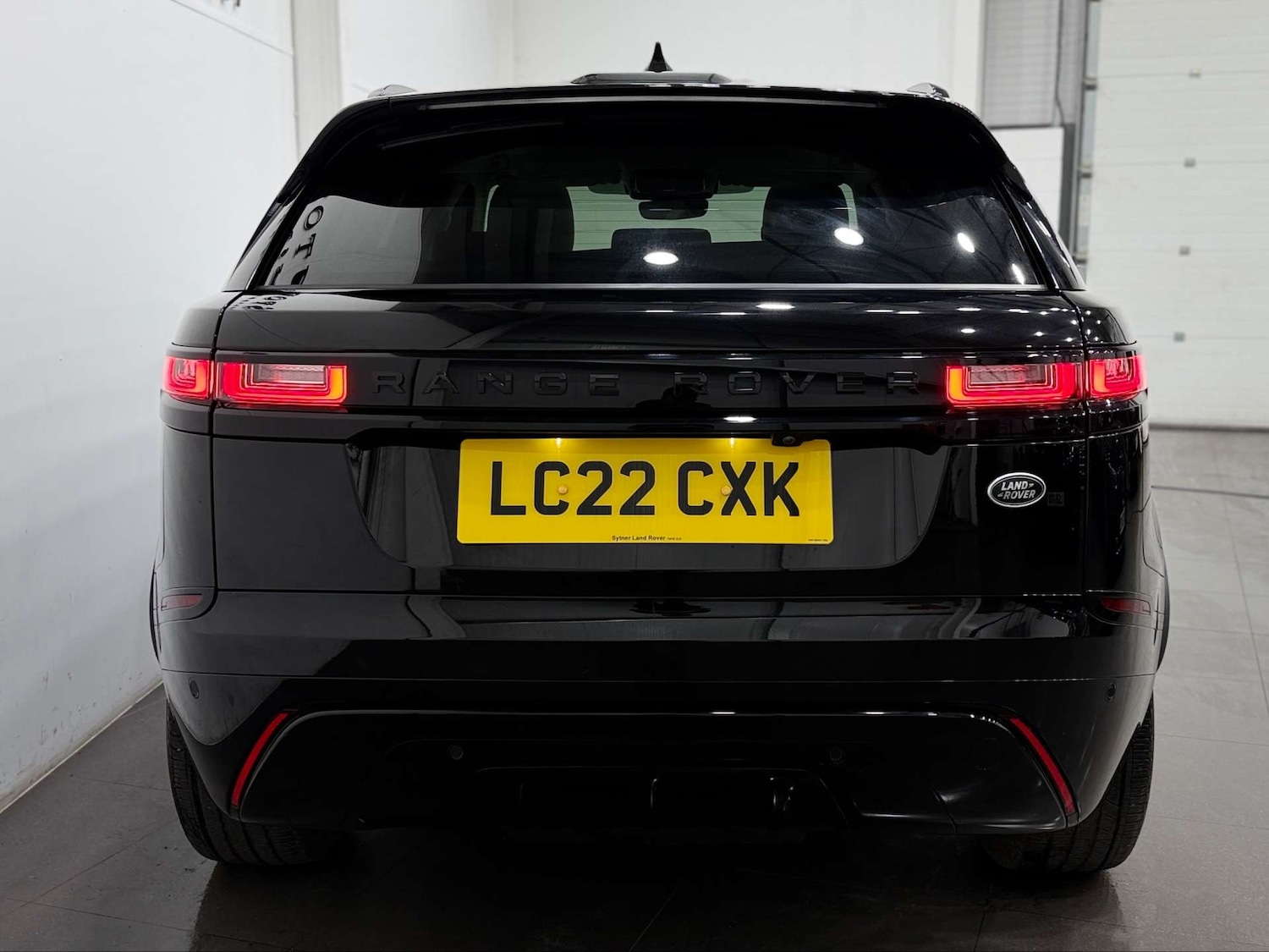 Used Land Rover Range Rover Velar 2022 for sale - 77833932: Photo 10