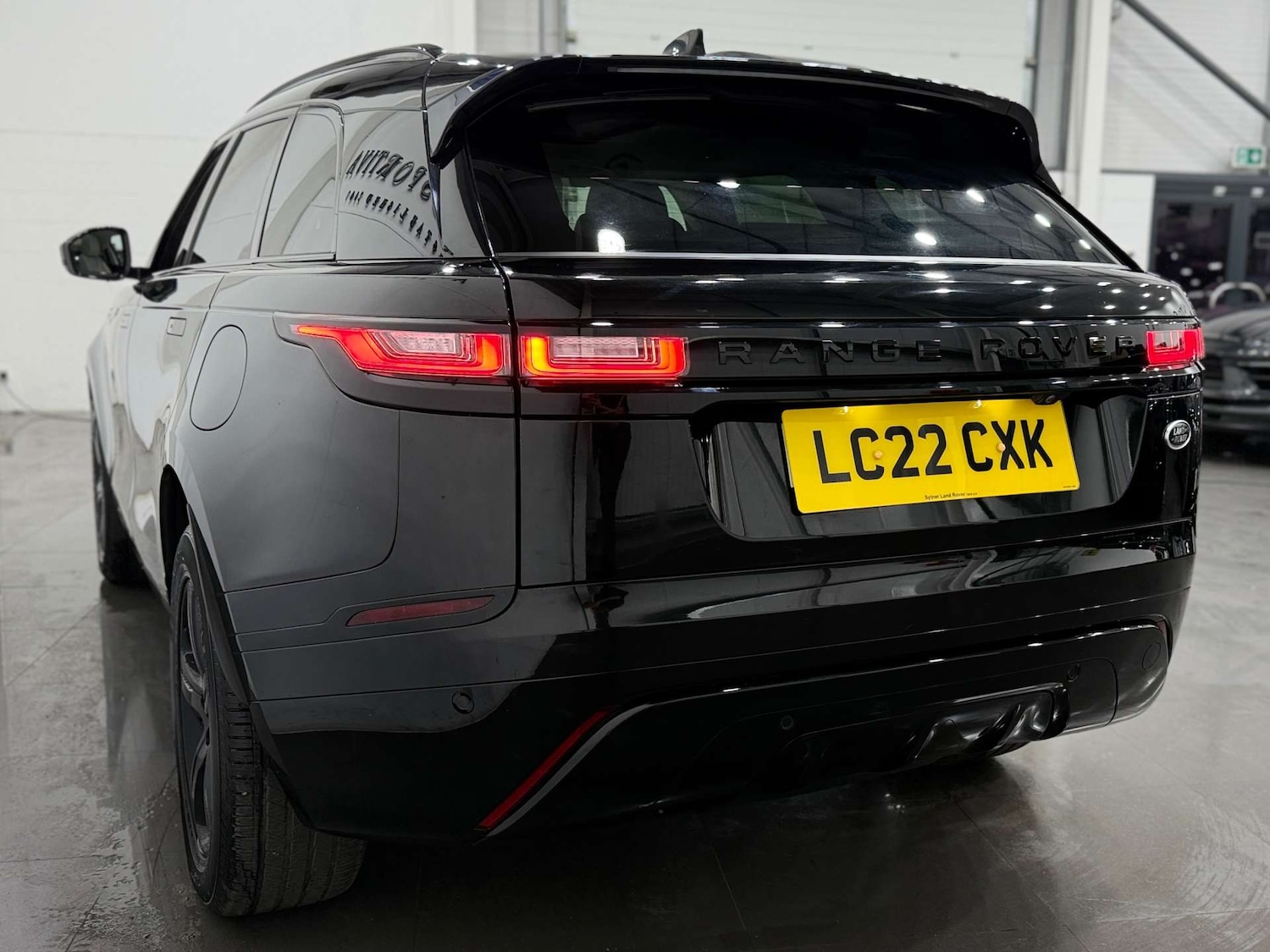 Used Land Rover Range Rover Velar 2022 for sale - 77833932: Photo 11