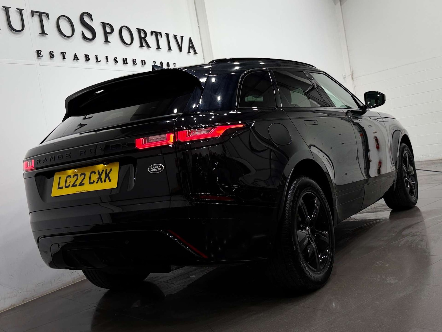 Used Land Rover Range Rover Velar 2022 for sale - 77833932: Photo 22