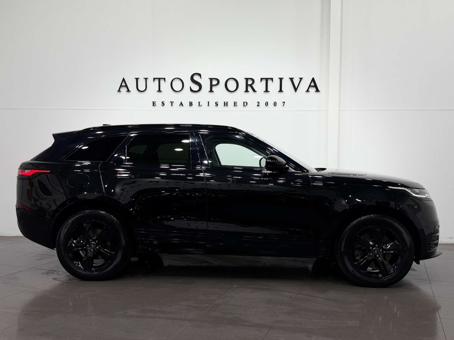 Used Land Rover Range Rover Velar 2022 for sale - 77833932: Photo 7