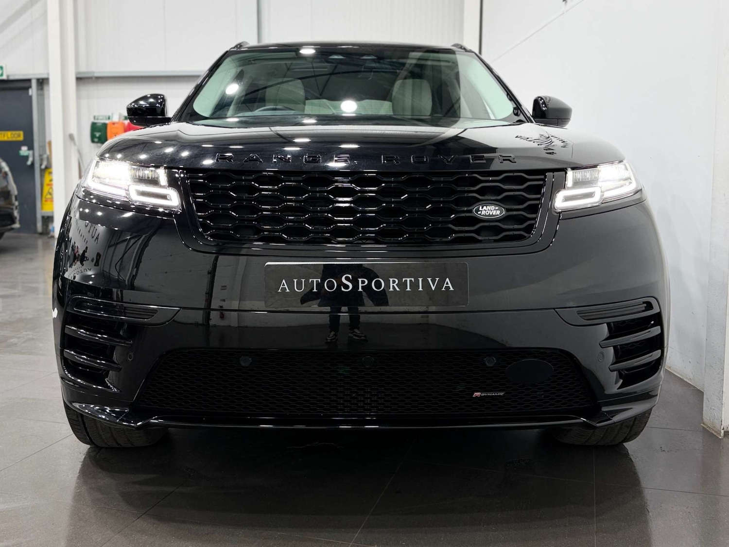 Used Land Rover Range Rover Velar 2022 for sale - 77833932: Photo 9