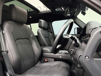 Used Land Rover Defender 2024 for sale - 78510759: Photo