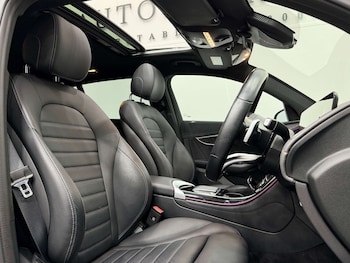 Used Mercedes-Benz EQC 2022 for sale - 76542263: Photo