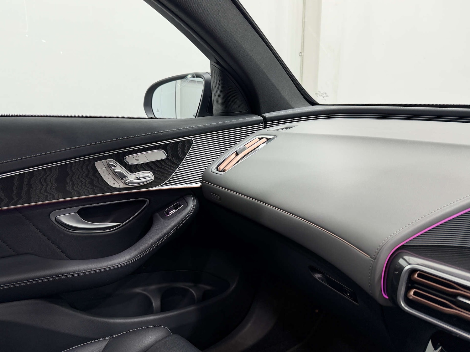 Used Mercedes-Benz EQC 2022 for sale - 76542263: Photo 38