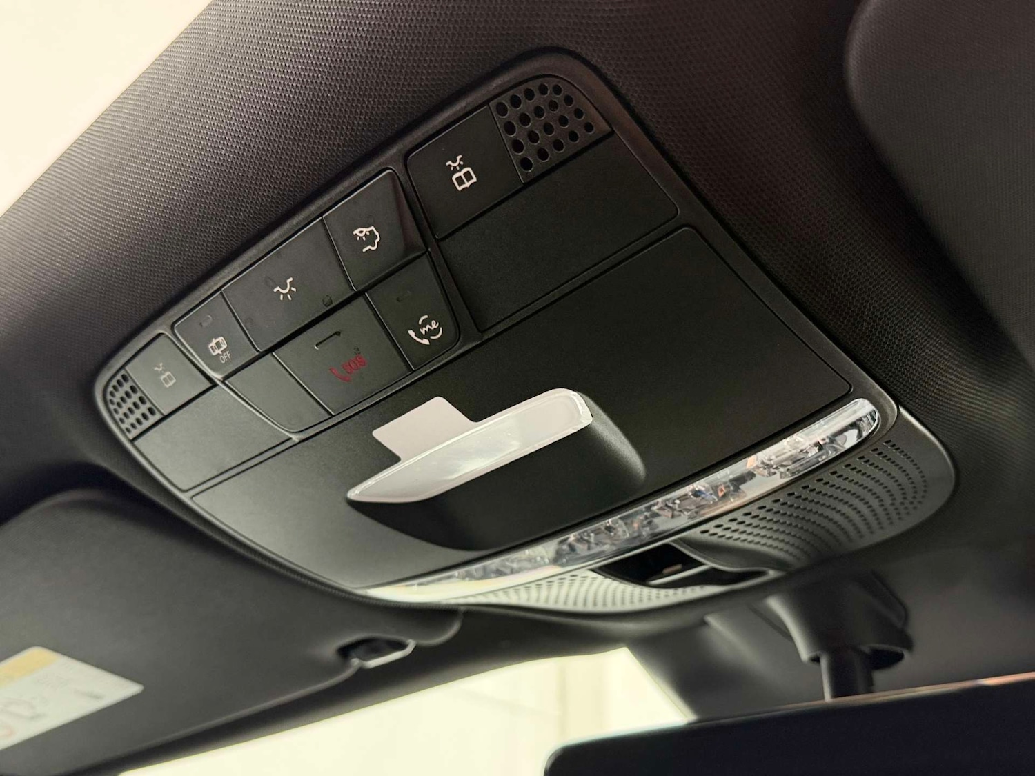 Used Mercedes-Benz EQC 2022 for sale - 76542263: Photo 41