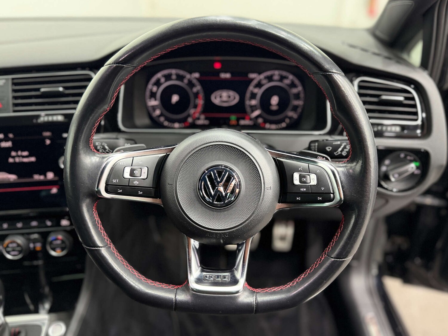 Used Volkswagen Golf 2020 for sale - 76505126: Photo 22