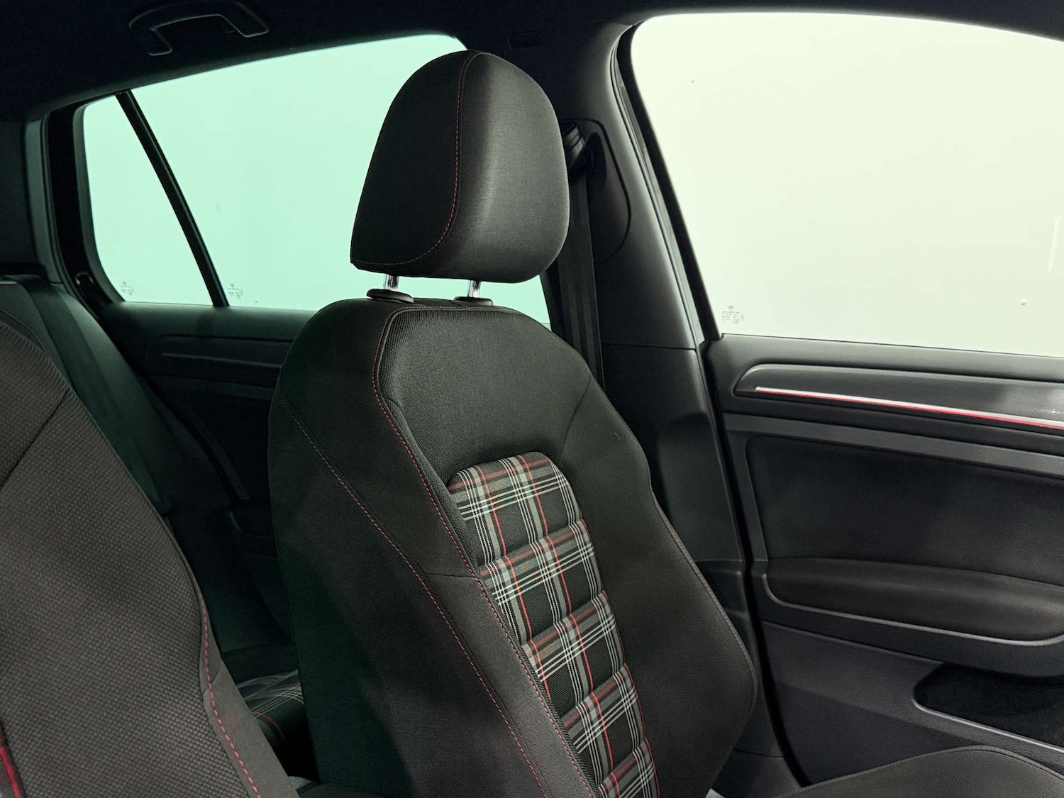 Used Volkswagen Golf 2020 for sale - 76505126: Photo 37