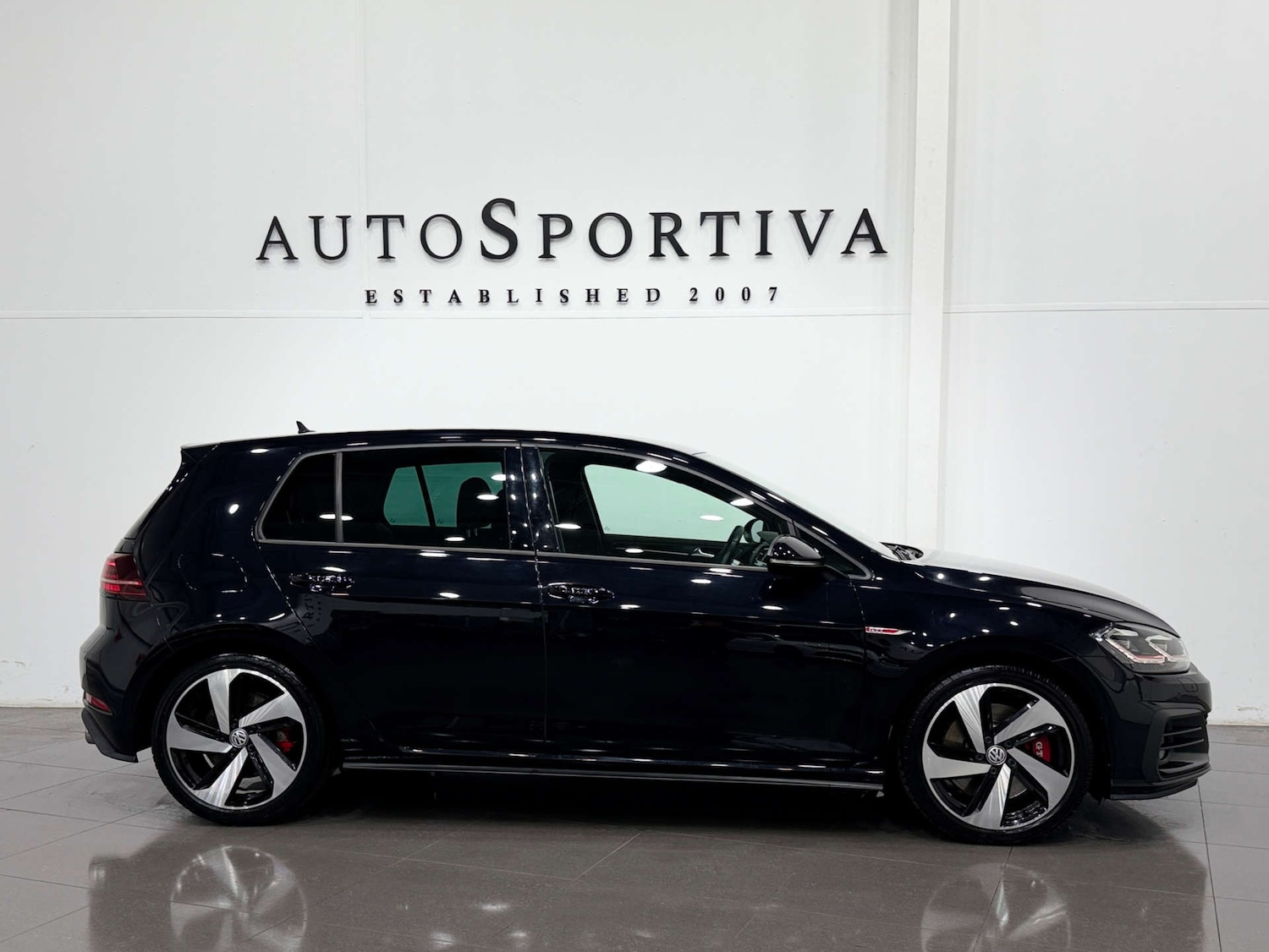 Used Volkswagen Golf 2020 for sale - 76505126: Photo 6