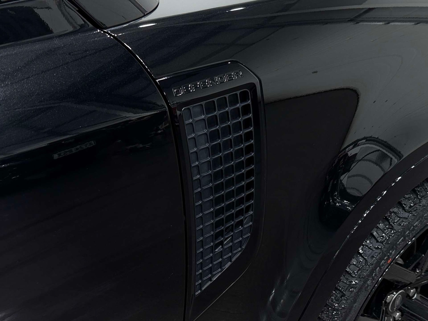 Used Land Rover Defender 2024 for sale - 77833939: Photo 35