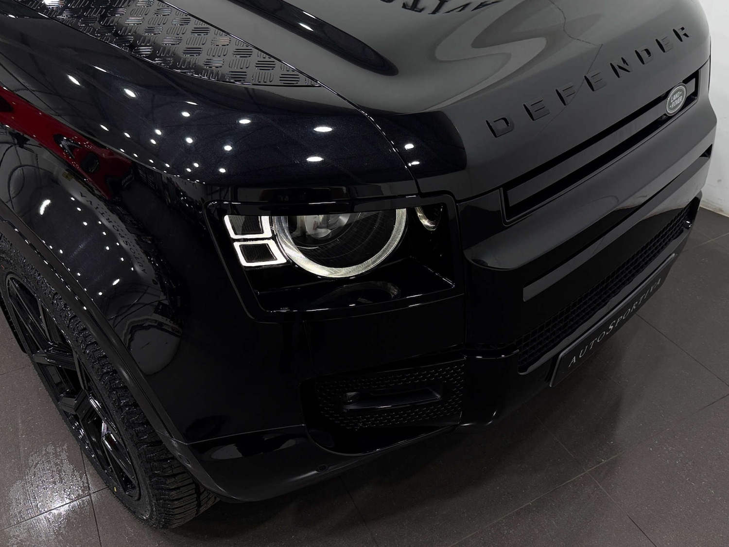 Used Land Rover Defender 2024 for sale - 77833939: Photo 37