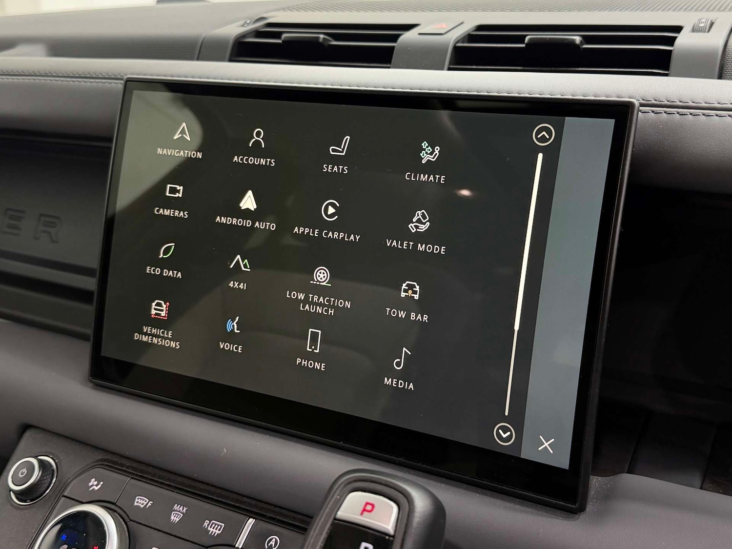 Used Land Rover Defender 2024 for sale - 77833939: Photo 50