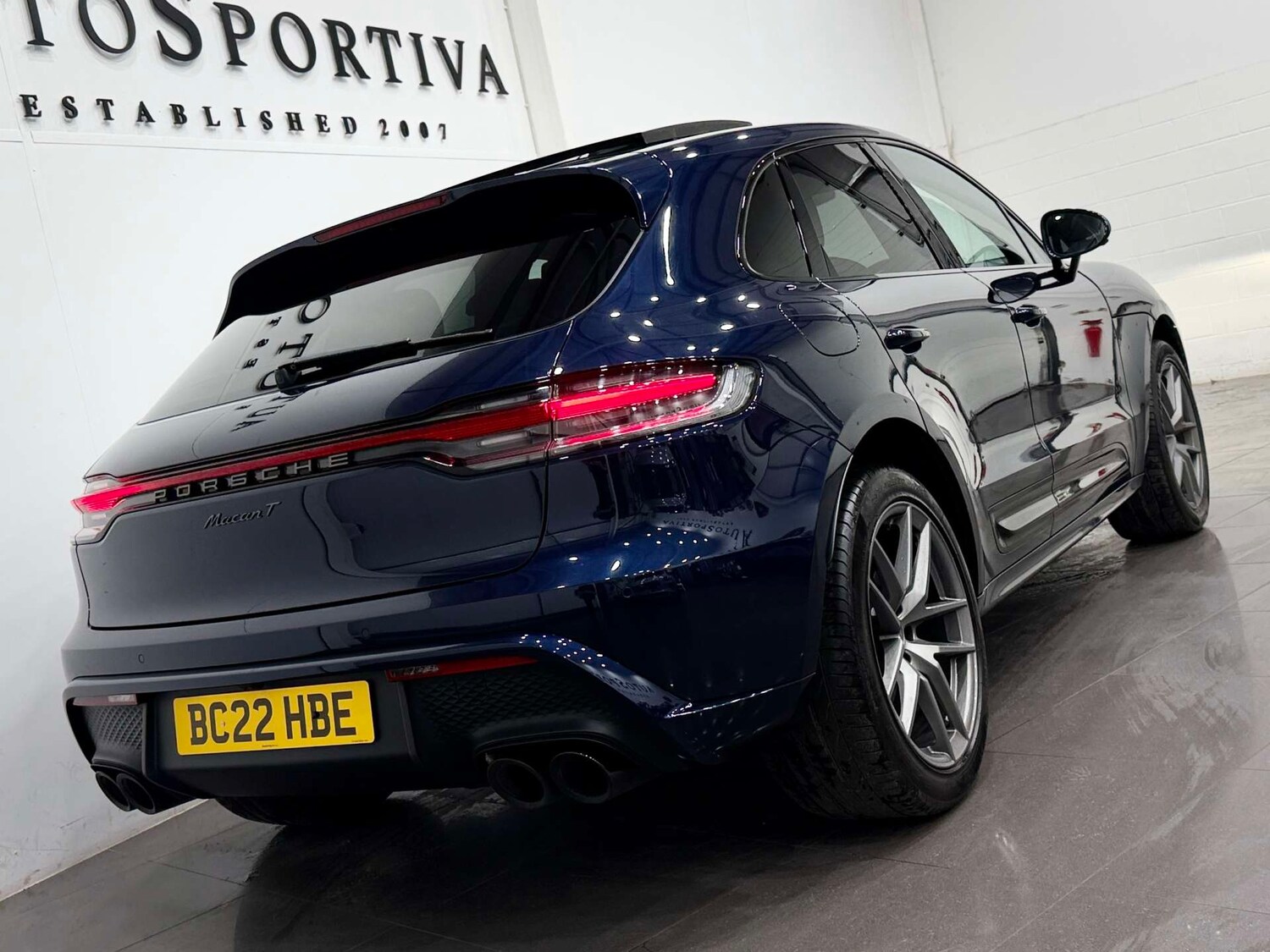Used Porsche Macan 2022 for sale - 76567767: Photo 27