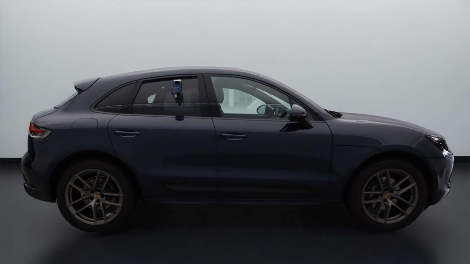 Used Porsche Macan 2022 for sale - 76567767: Photo 3