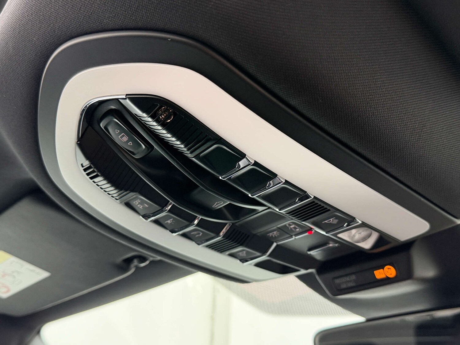 Used Porsche Macan 2022 for sale - 76567767: Photo 38