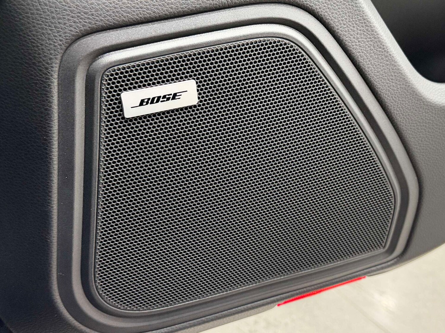 Used Porsche Macan 2022 for sale - 76567767: Photo 43