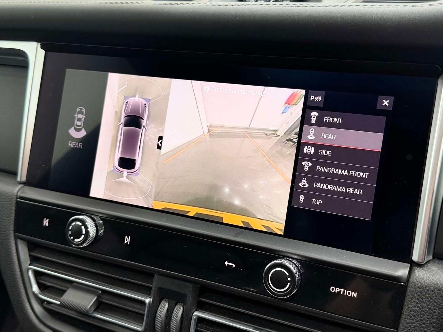 Used Porsche Macan 2022 for sale - 76567767: Photo 50