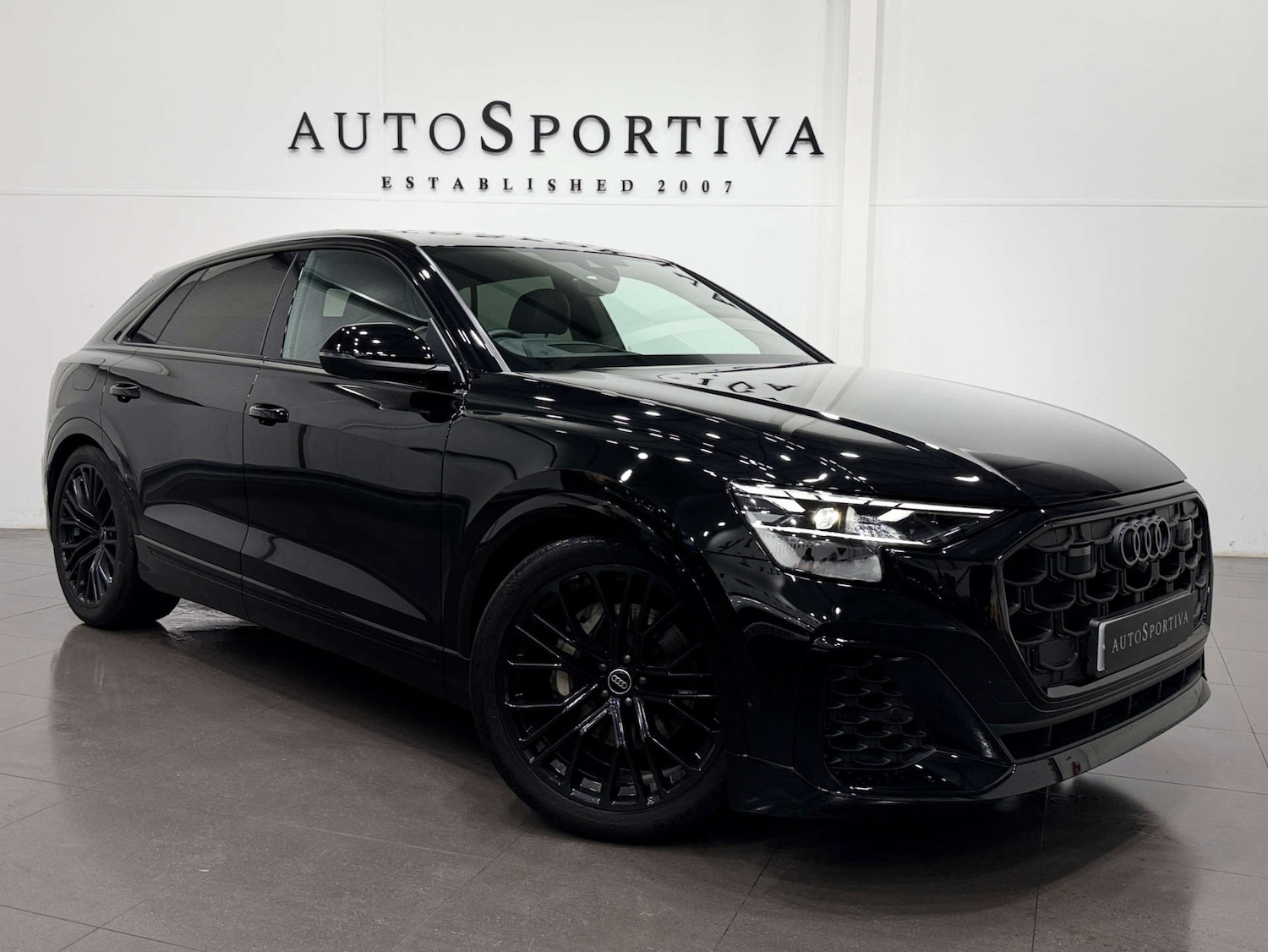 Used Audi Q8 2024 for sale - 76709180: Photo 1