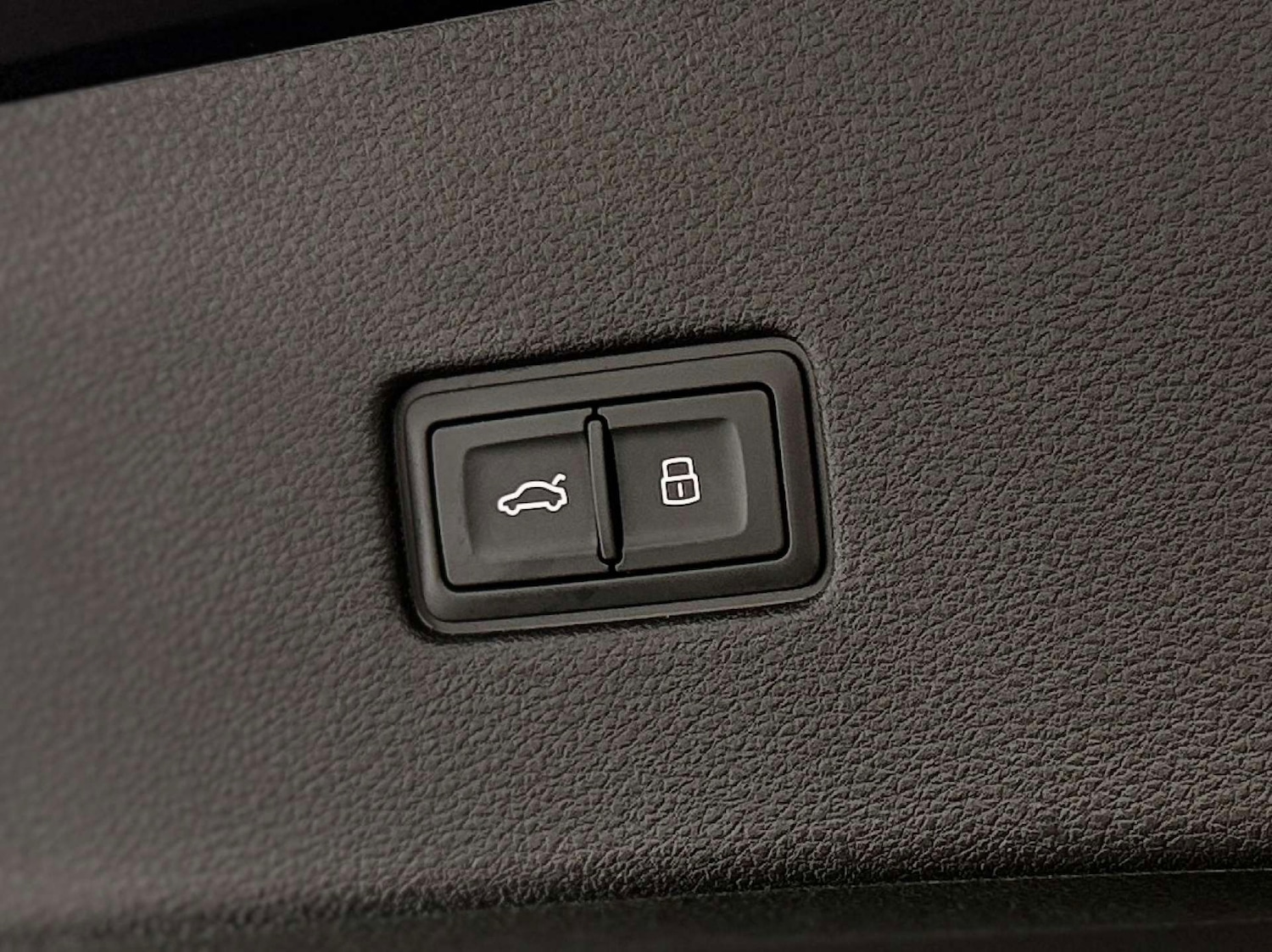 Used Audi Q8 2024 for sale - 76709180: Photo 30