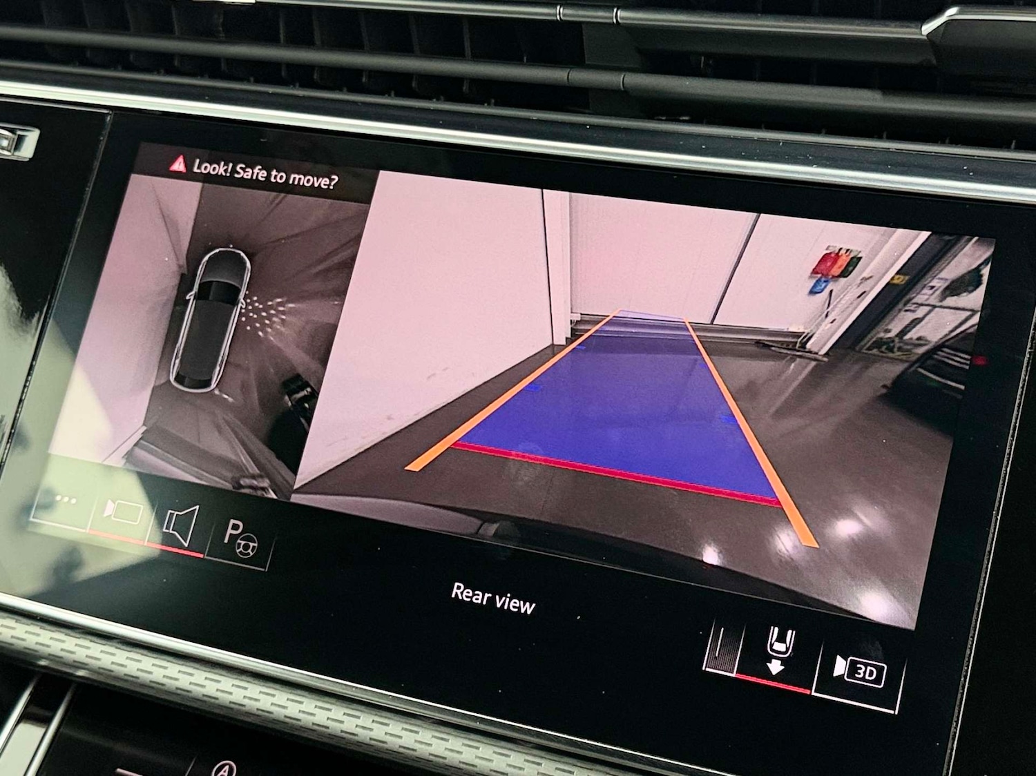 Used Audi Q8 2024 for sale - 76709180: Photo 43