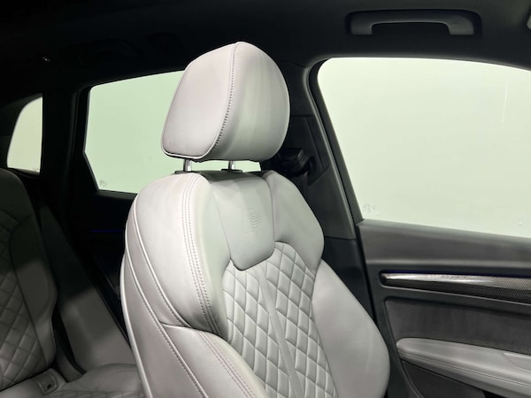 Used Audi Q5 2021 for sale - 76277652: Photo 39