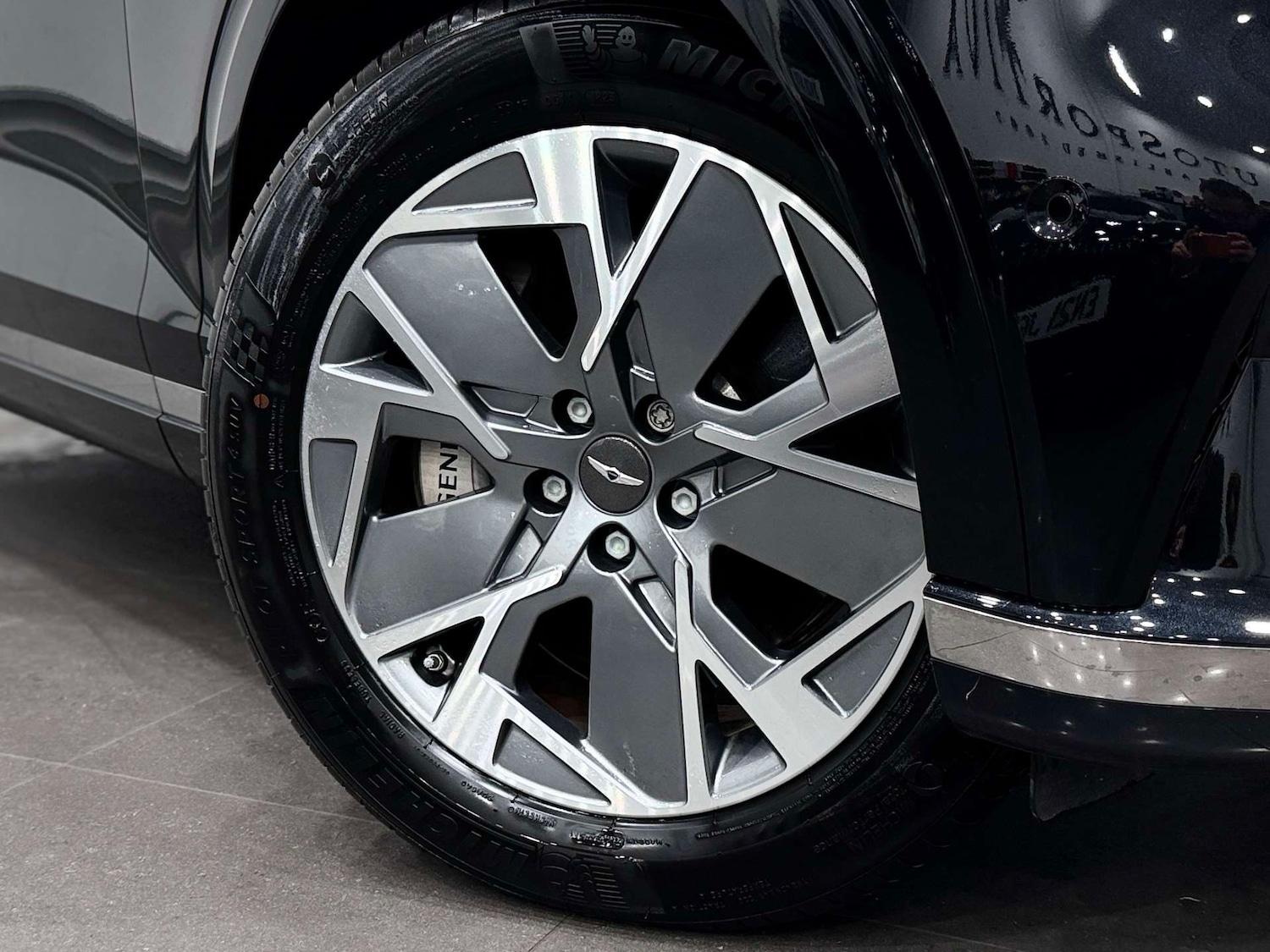 Used Genesis GV70 2024 for sale - 76340759: Photo 12