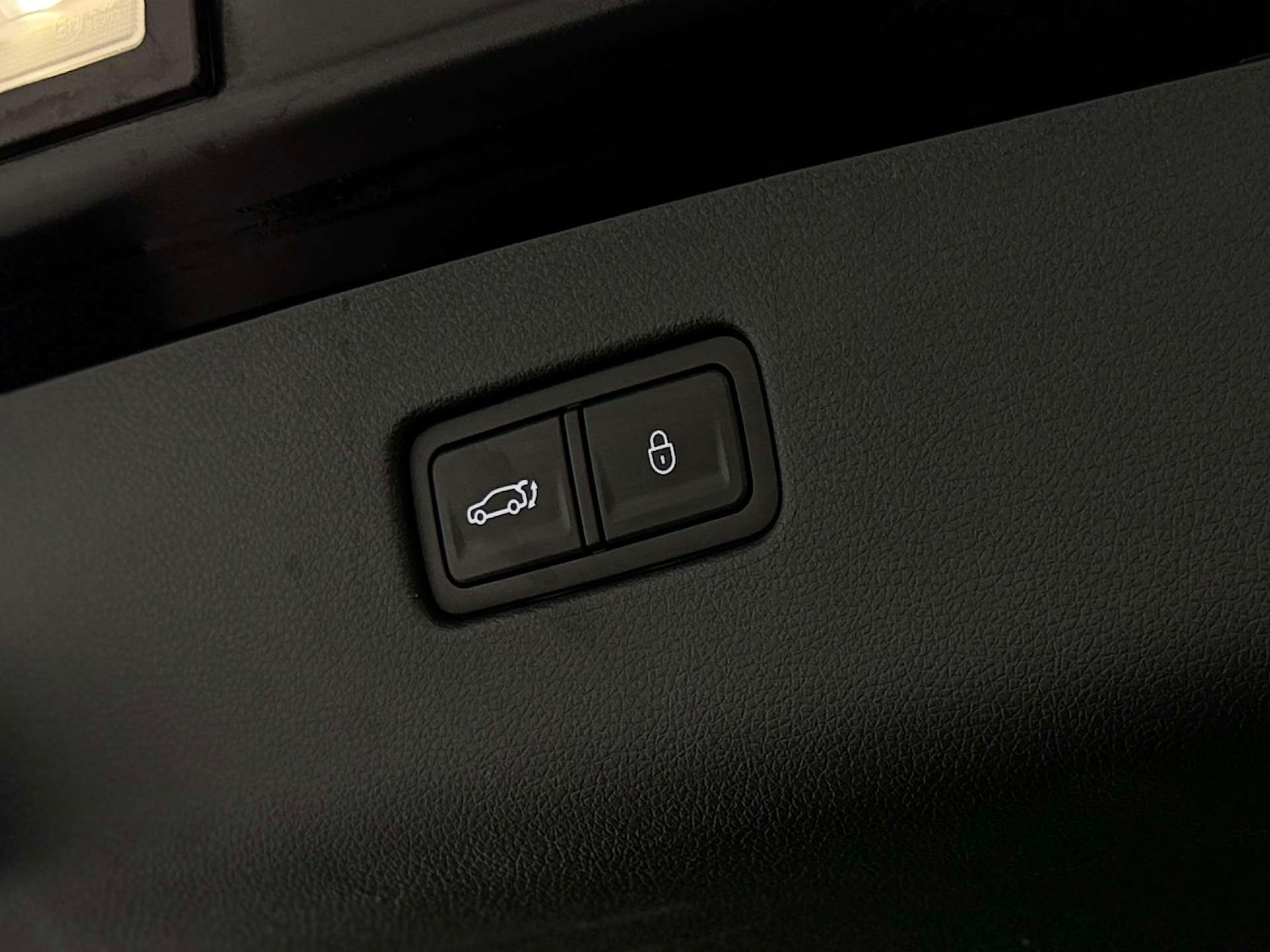 Used Genesis GV70 2024 for sale - 76340759: Photo 30