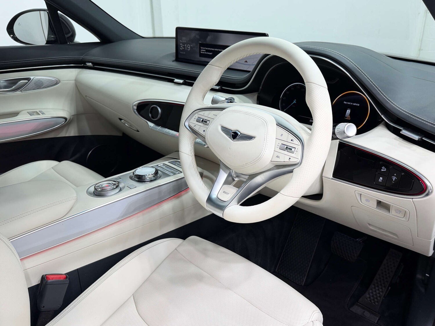 Used Genesis GV70 2024 for sale - 76340759: Photo 41