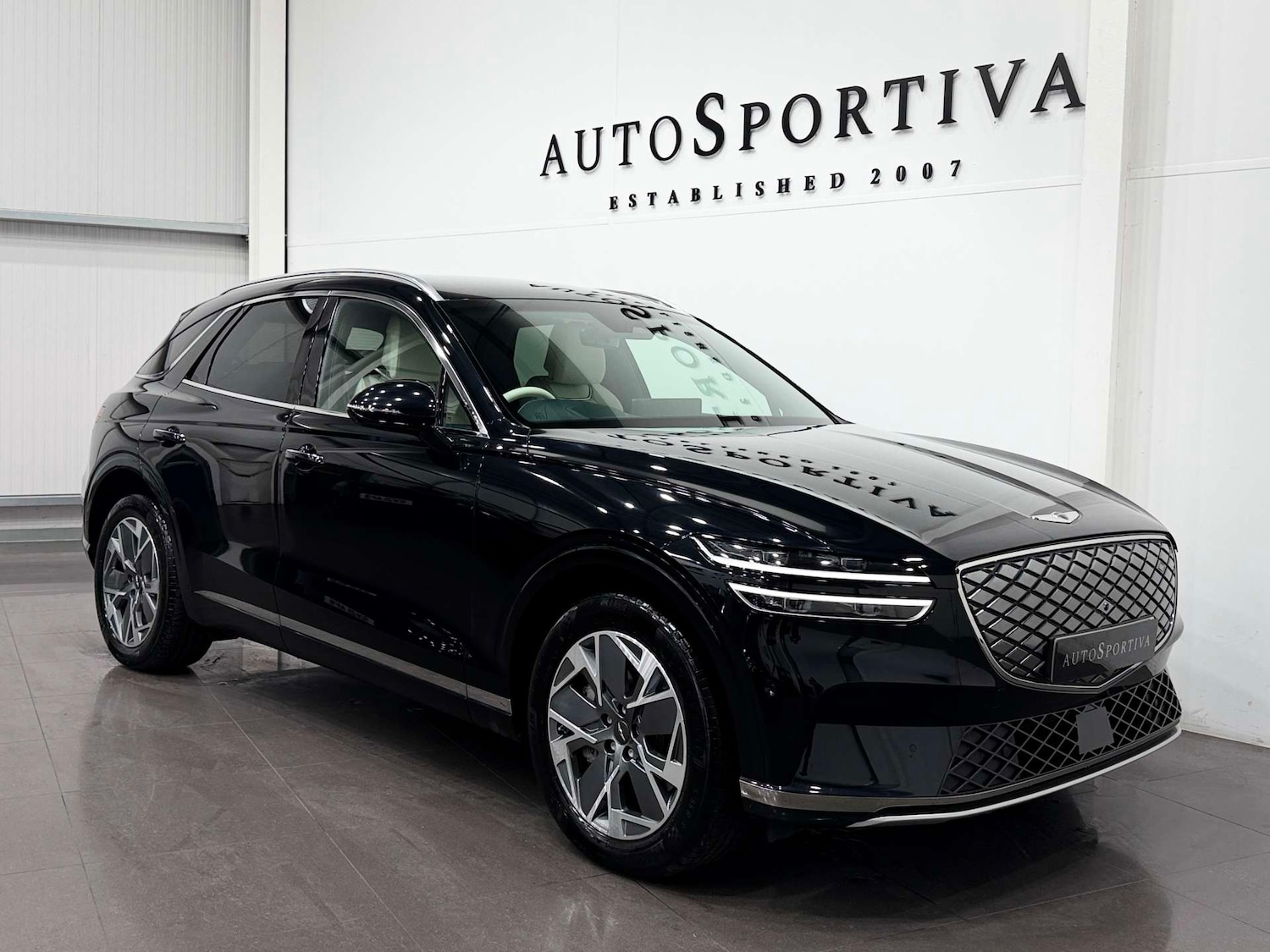 Used Genesis GV70 2024 for sale - 76340759: Photo 7