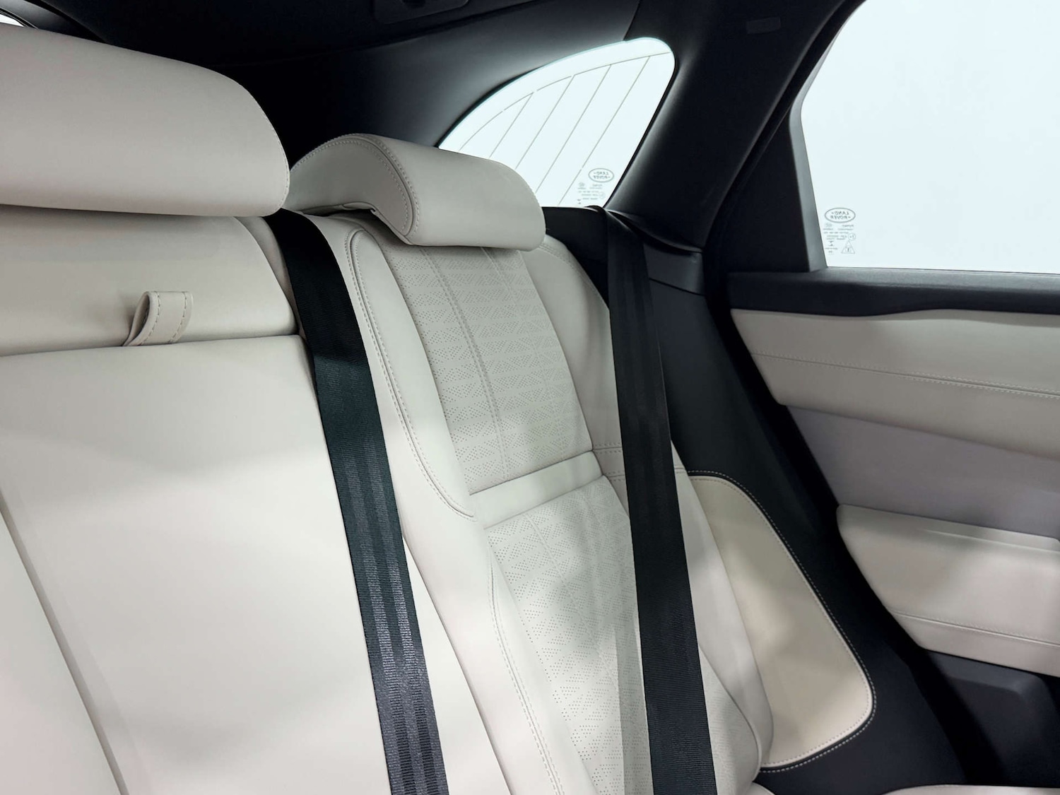 Used Land Rover Range Rover Velar 2022 for sale - 76343759: Photo 16