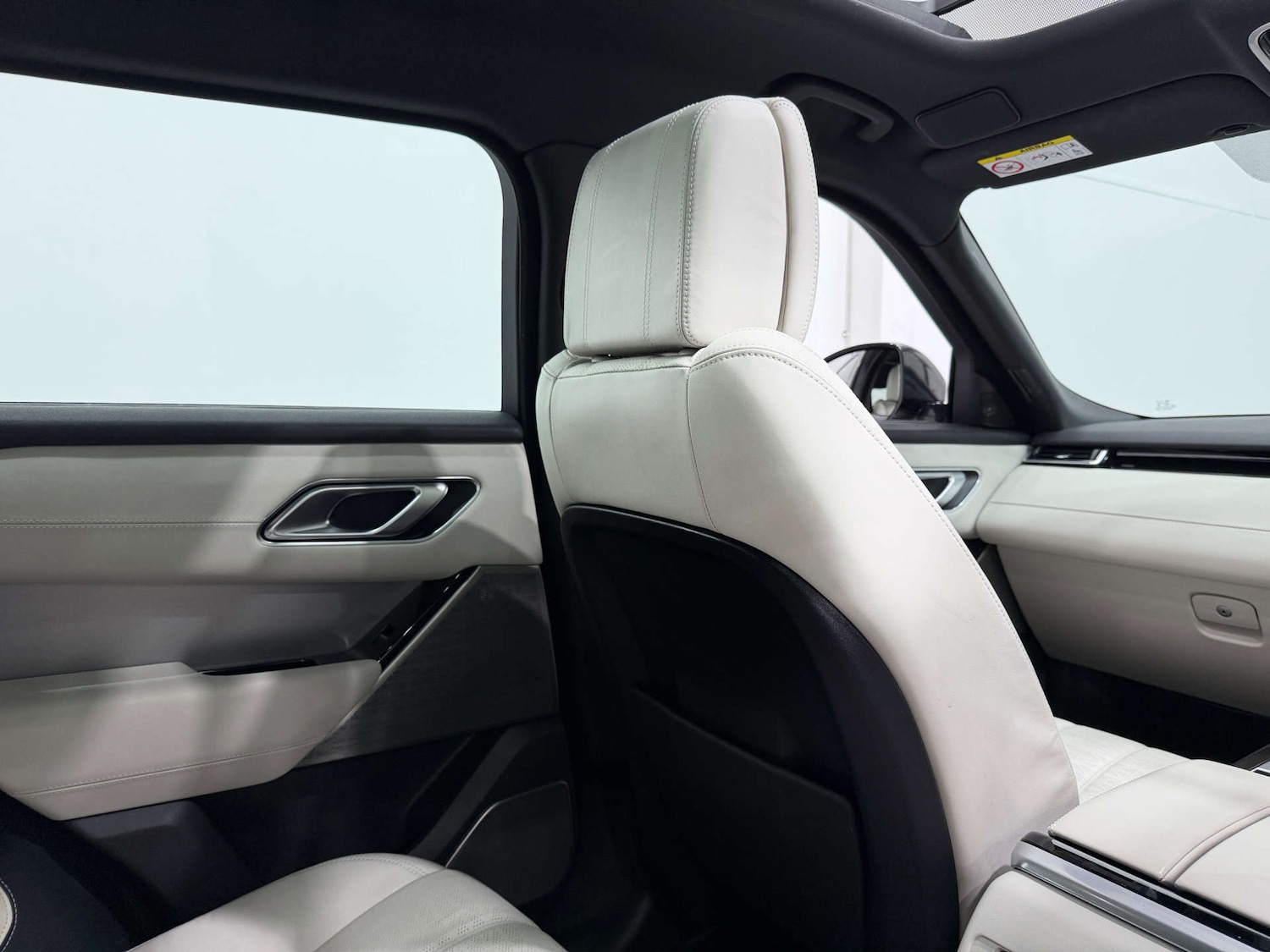 Used Land Rover Range Rover Velar 2022 for sale - 76343759: Photo 18