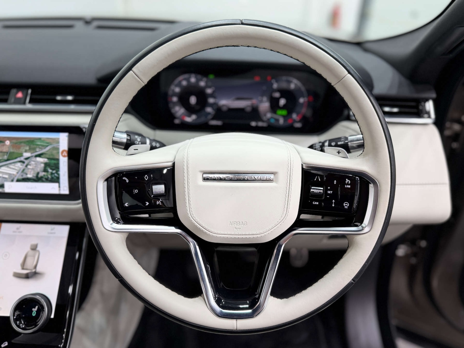 Used Land Rover Range Rover Velar 2022 for sale - 76343759: Photo 24