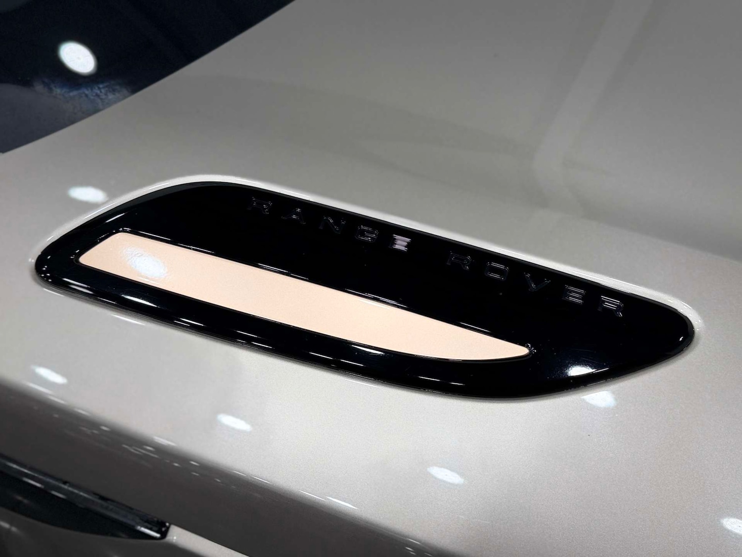 Used Land Rover Range Rover Velar 2022 for sale - 76343759: Photo 31