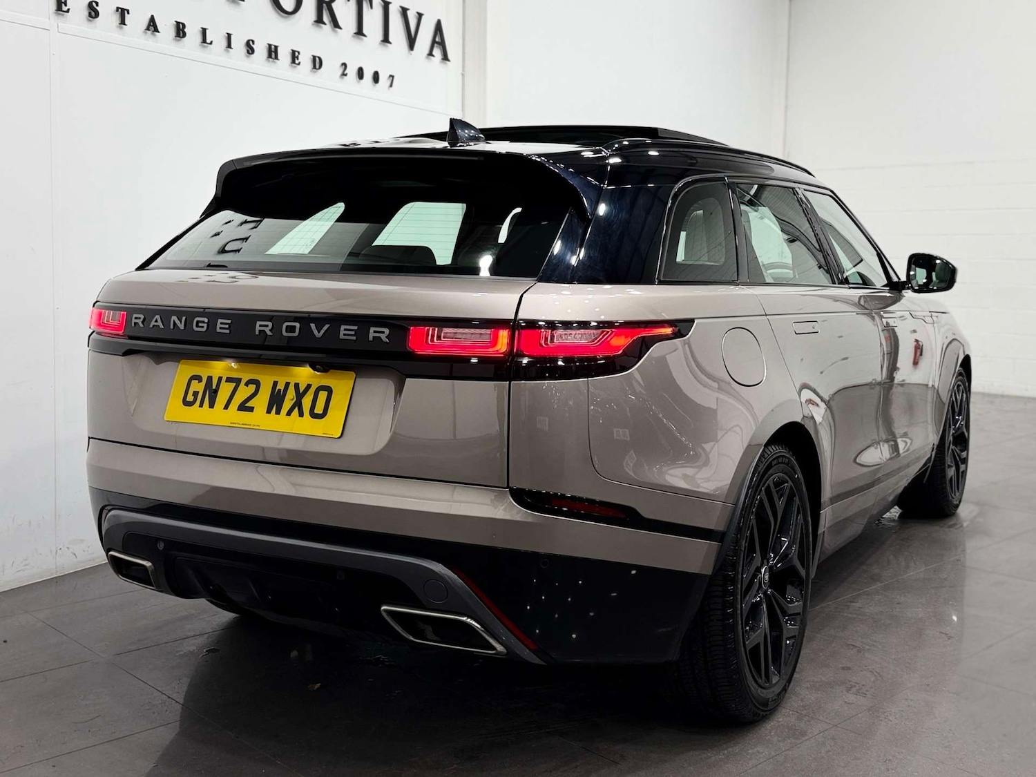 Used Land Rover Range Rover Velar 2022 for sale - 76343759: Photo 5