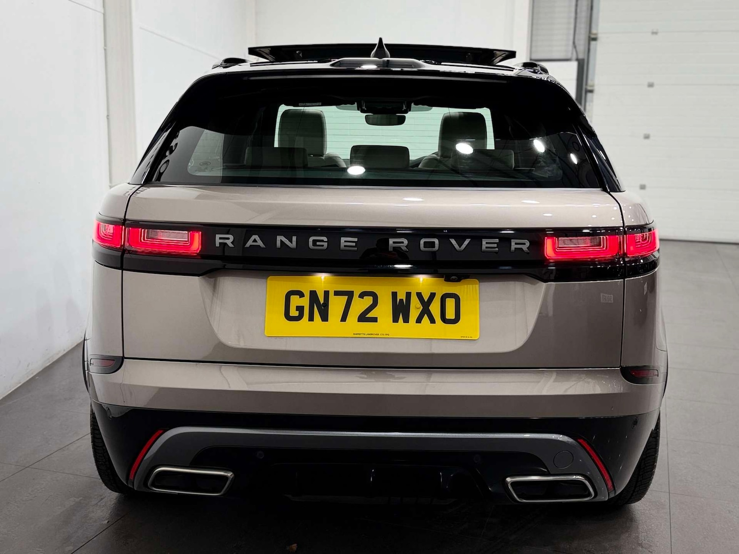 Used Land Rover Range Rover Velar 2022 for sale - 76343759: Photo 9