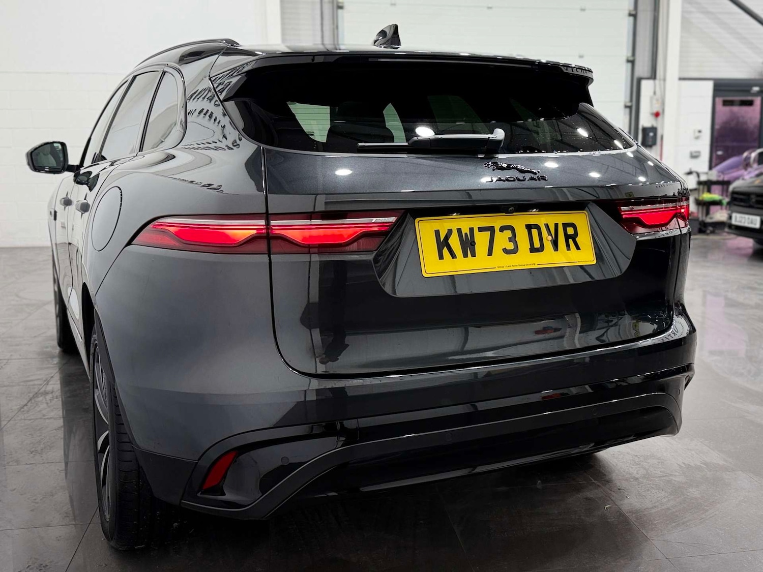 Used Jaguar F-Pace 2023 for sale - 77033680: Photo 11
