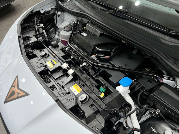 Used Cupra Tavascan 2025 for sale - 75131938: Photo 35