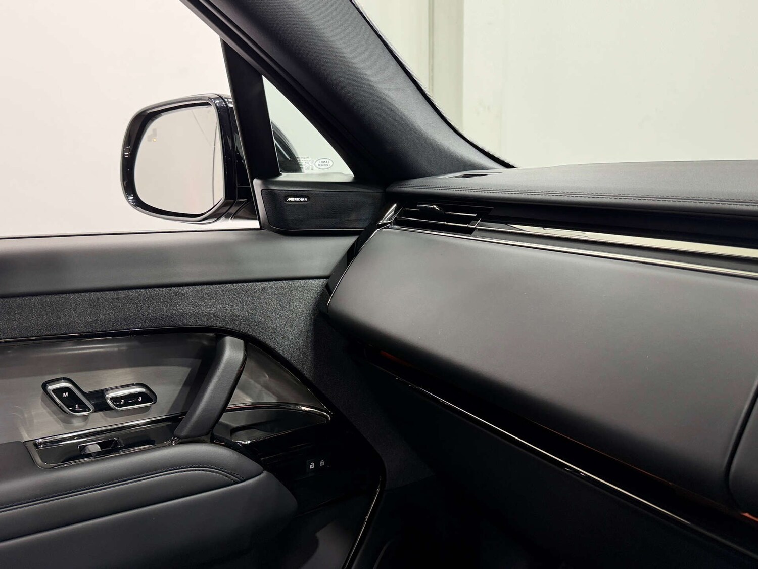 Used Land Rover Range Rover Sport 2023 for sale - 76718841: Photo 39